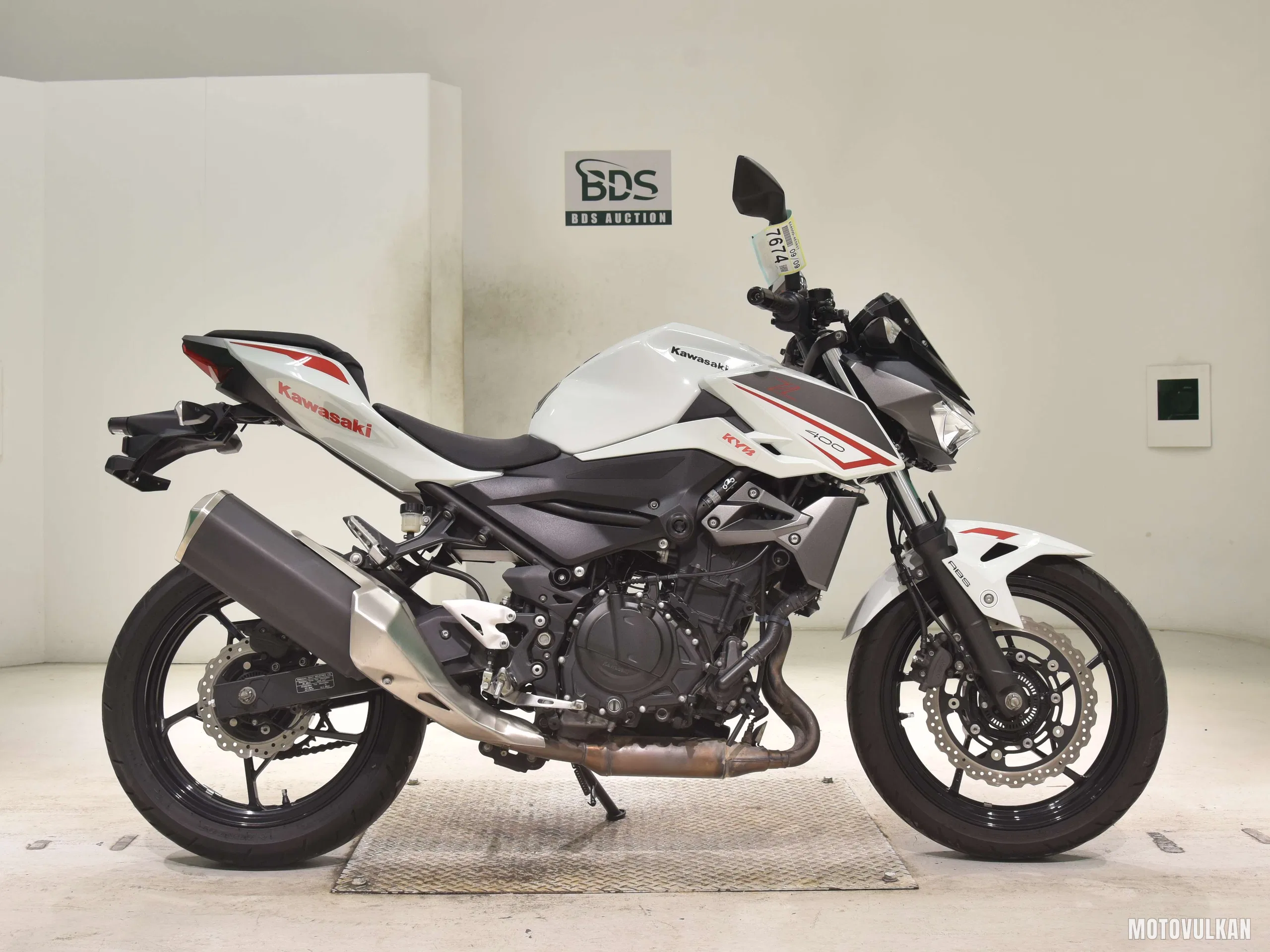 Kawasaki Z400-2
