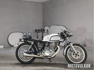 Yamaha SR400