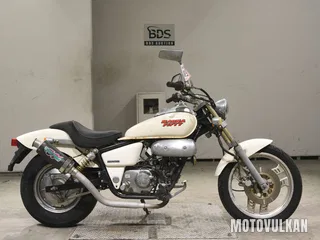 Honda MAGNA50