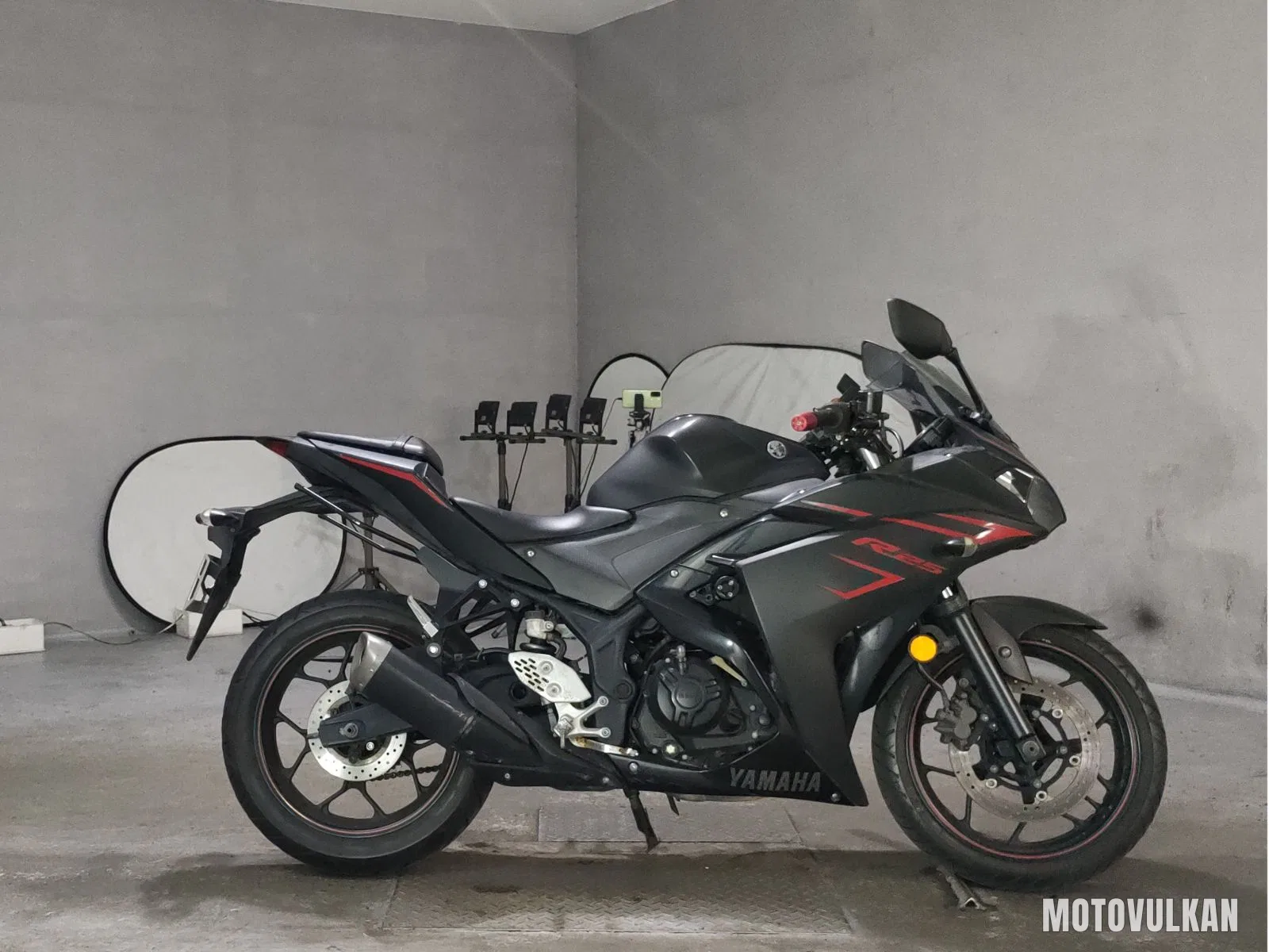 Yamaha YZF-R25