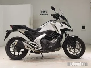 Honda NC750XD-3