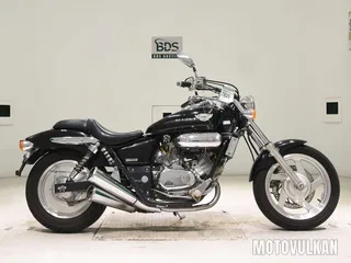 Honda MAGNA250