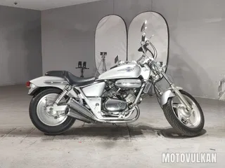 Honda Magna 250