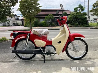 Honda Super Cub50 Hellokitty