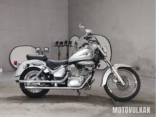 Suzuki Intruder 250LC