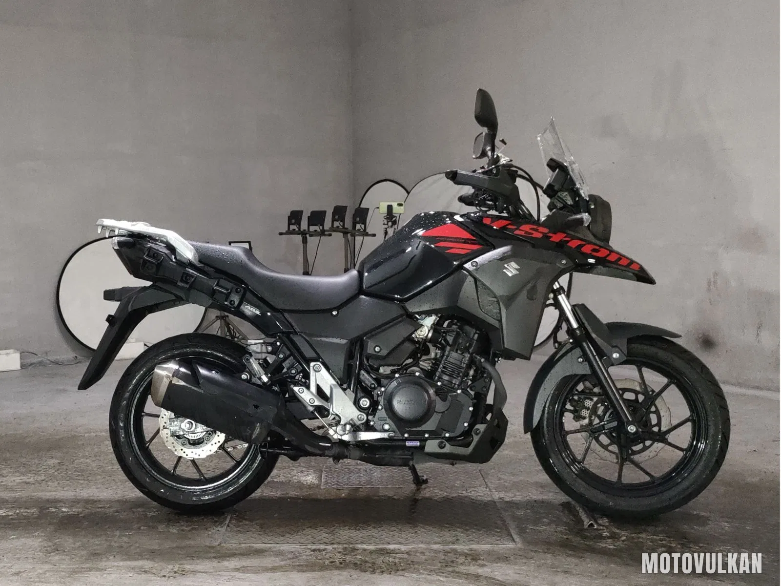 Suzuki V-Strom 250