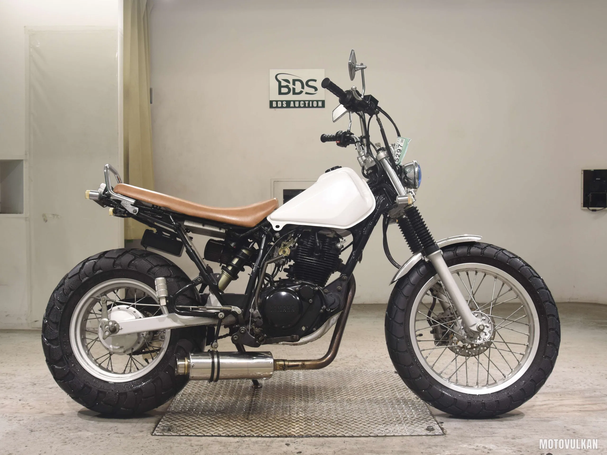 Yamaha TW225