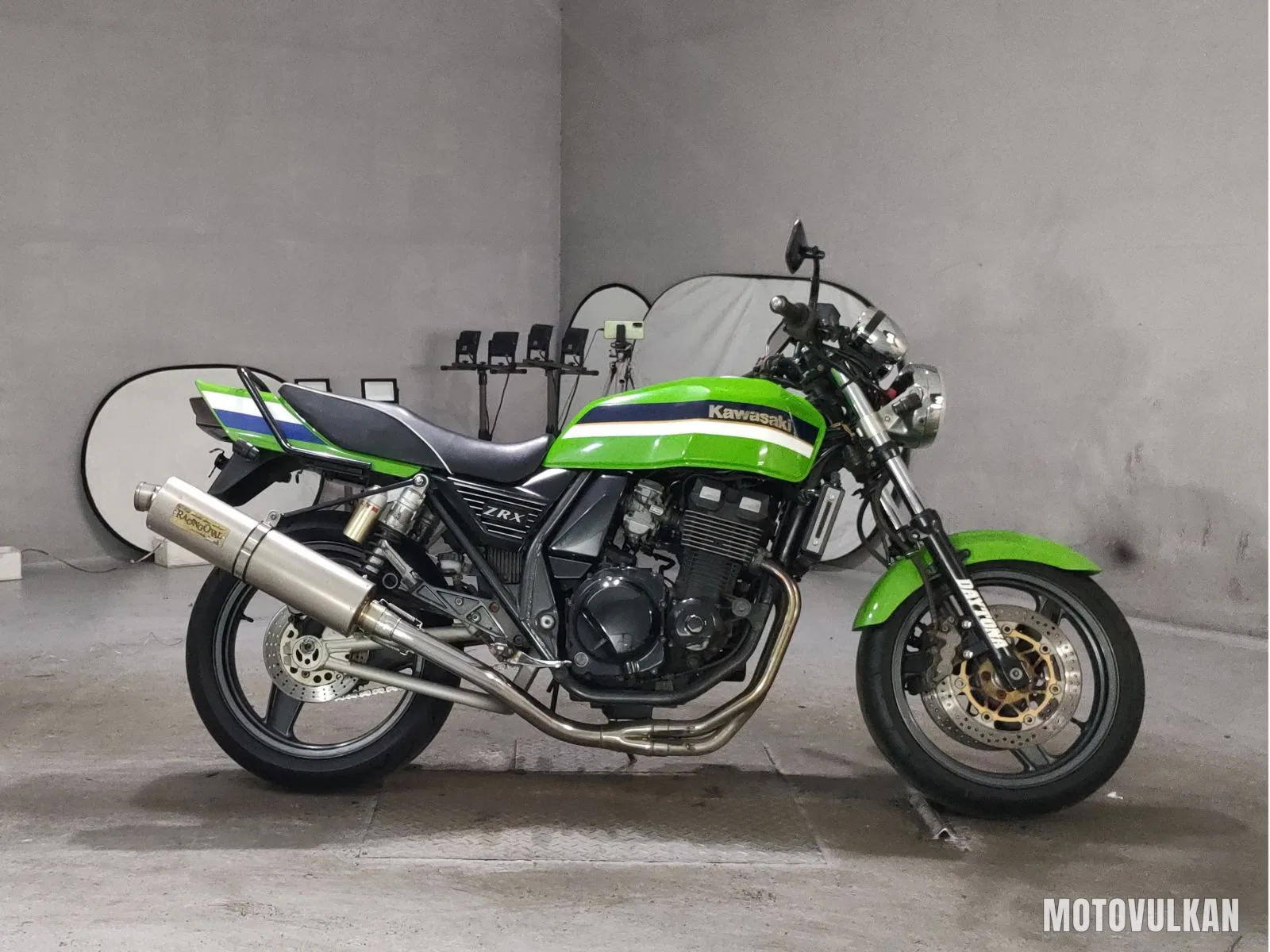 Kawasaki ZRX400