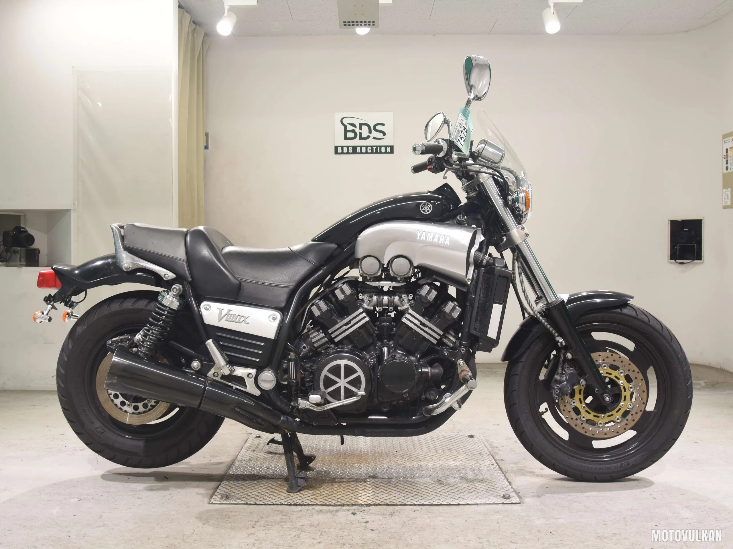 Yamaha V-MAX