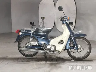 Honda Super Cub 50 Custom