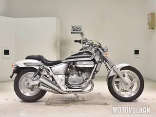 Honda MAGNA250