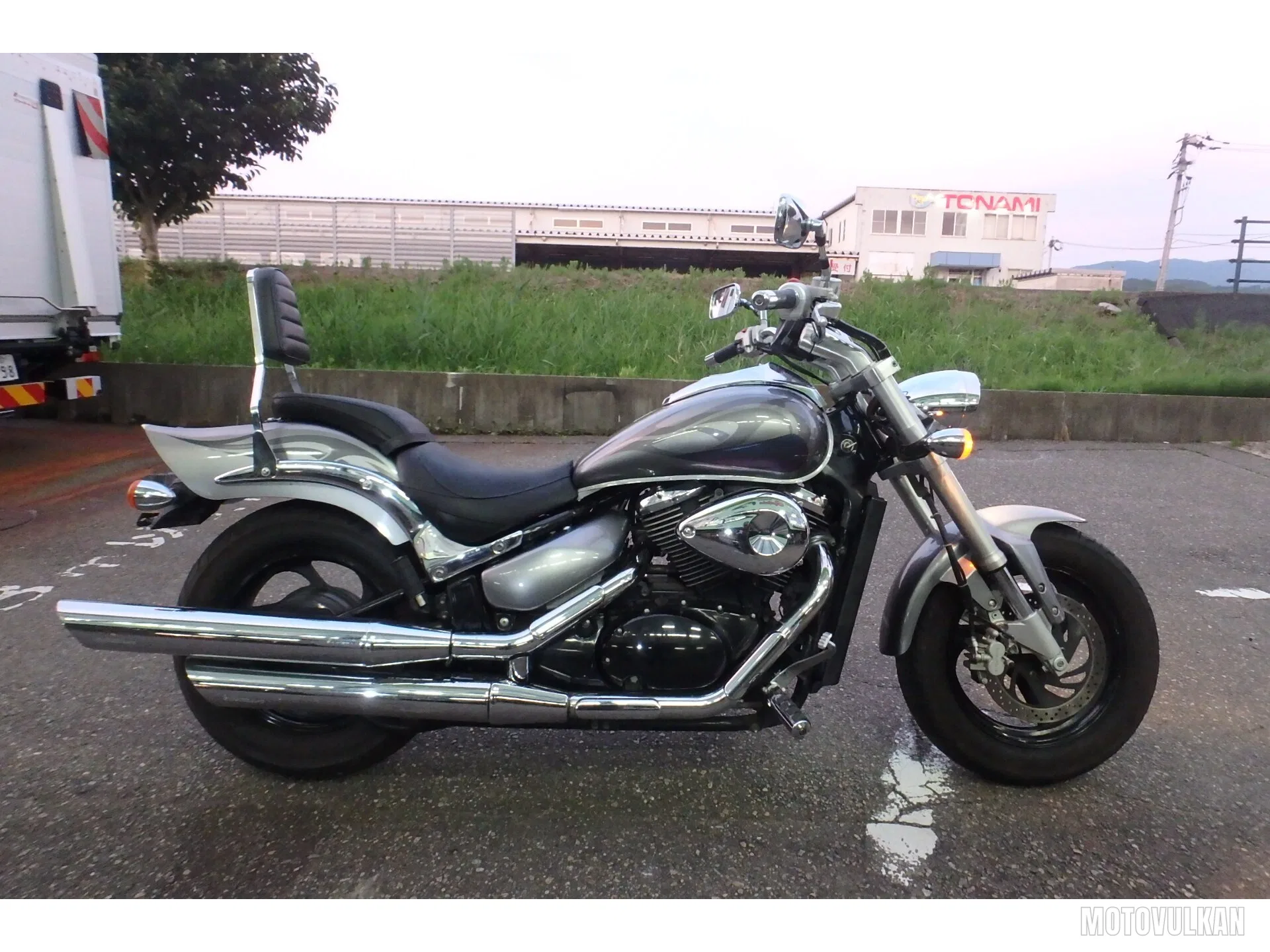 Suzuki Boulevard400