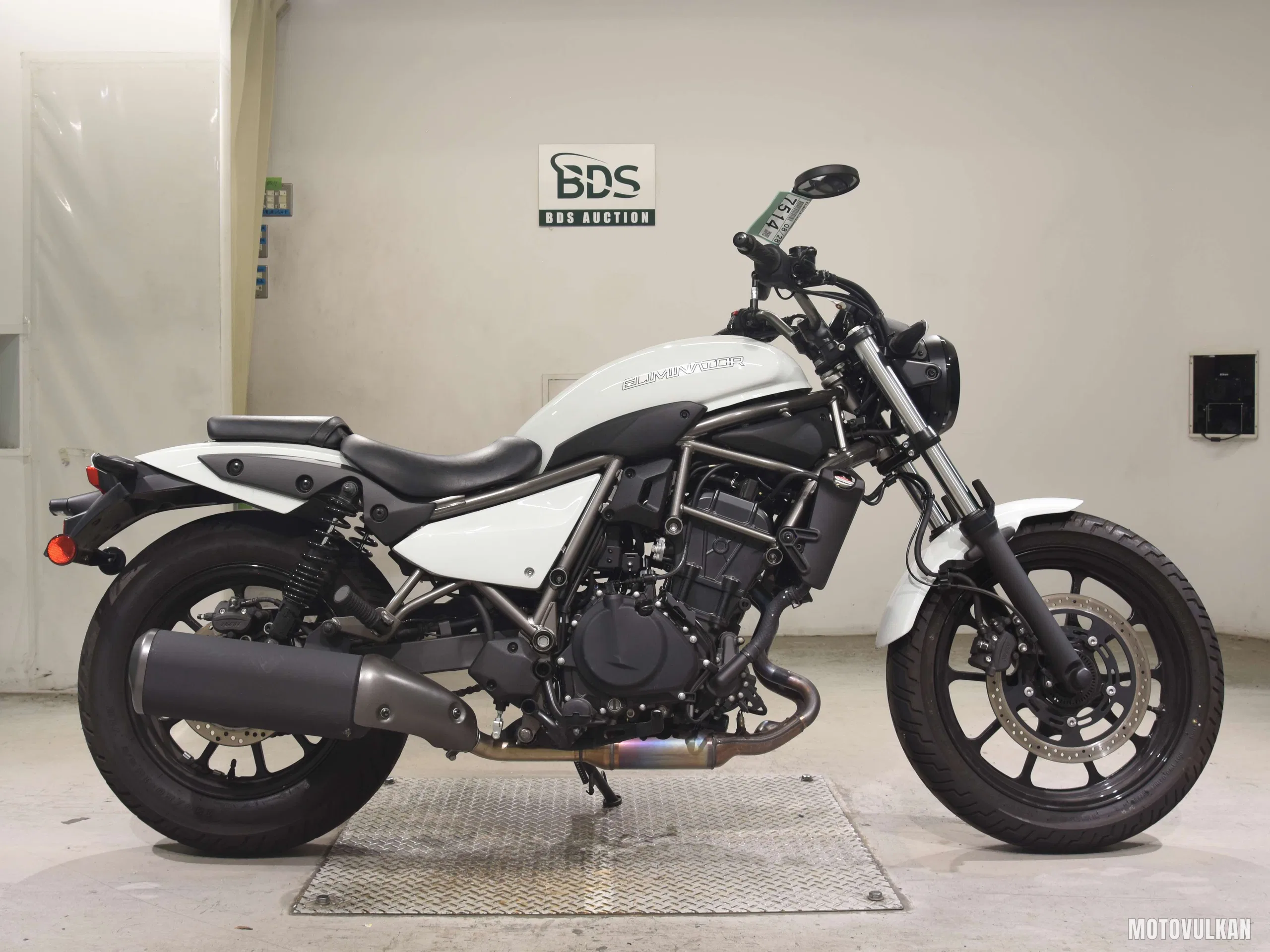 Kawasaki ELIMINATOR400-3