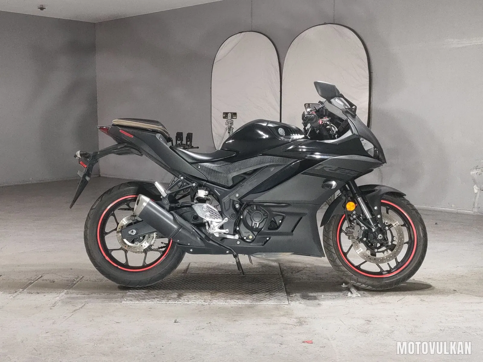 Yamaha YZF-R25