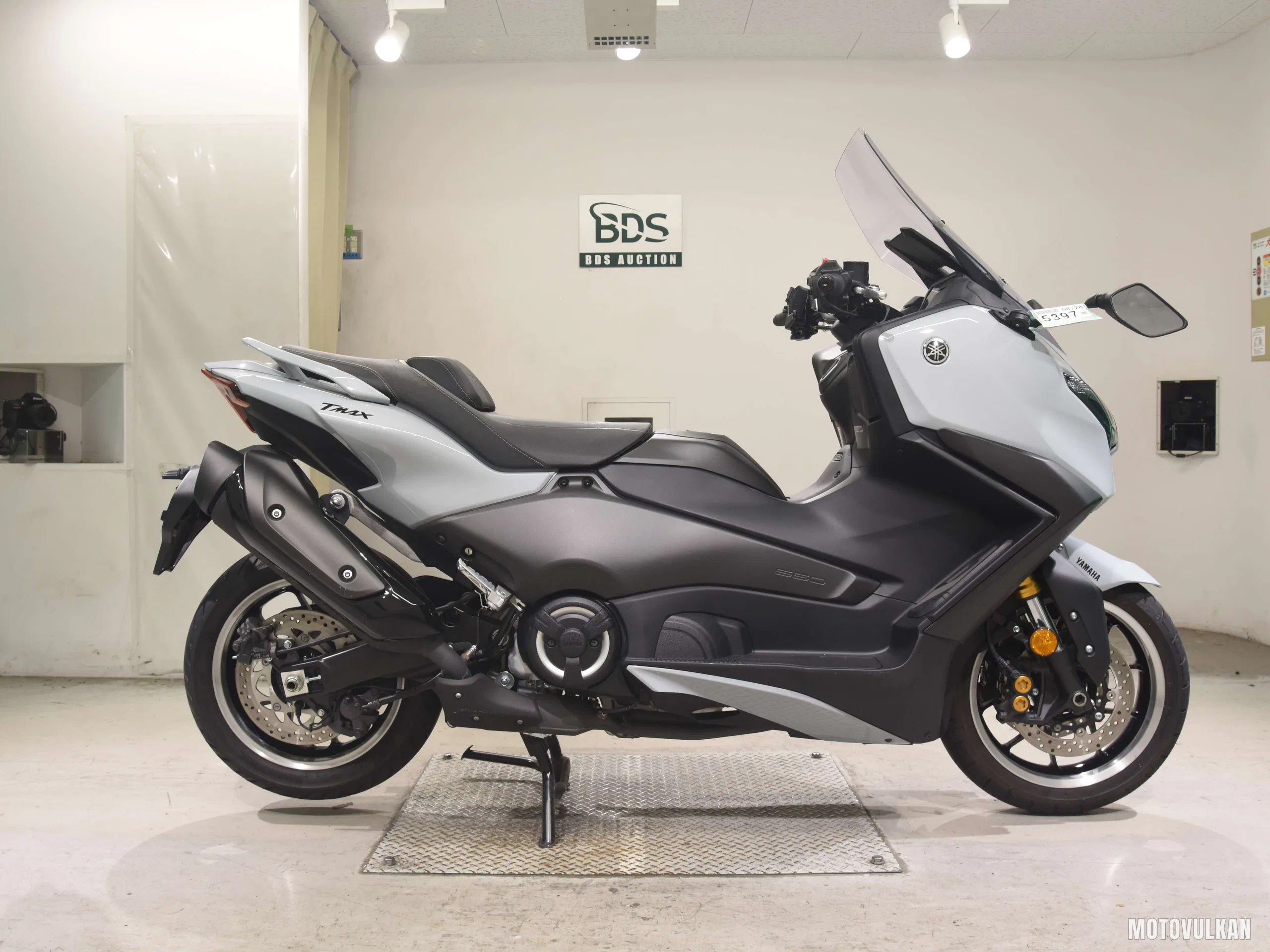 Yamaha T-MAX560T