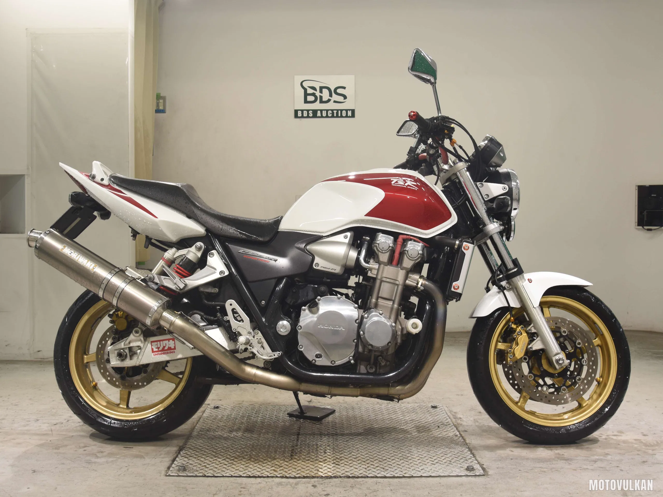 Honda CB1300SF-2