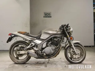 Yamaha SRX600-4