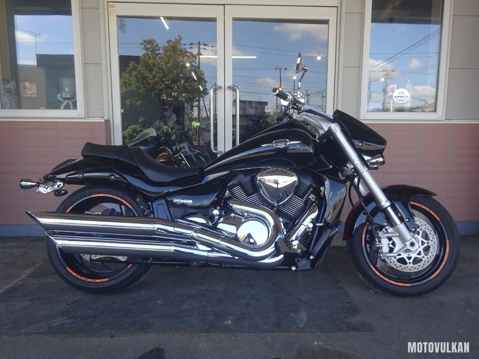 Suzuki Boulevard M109R