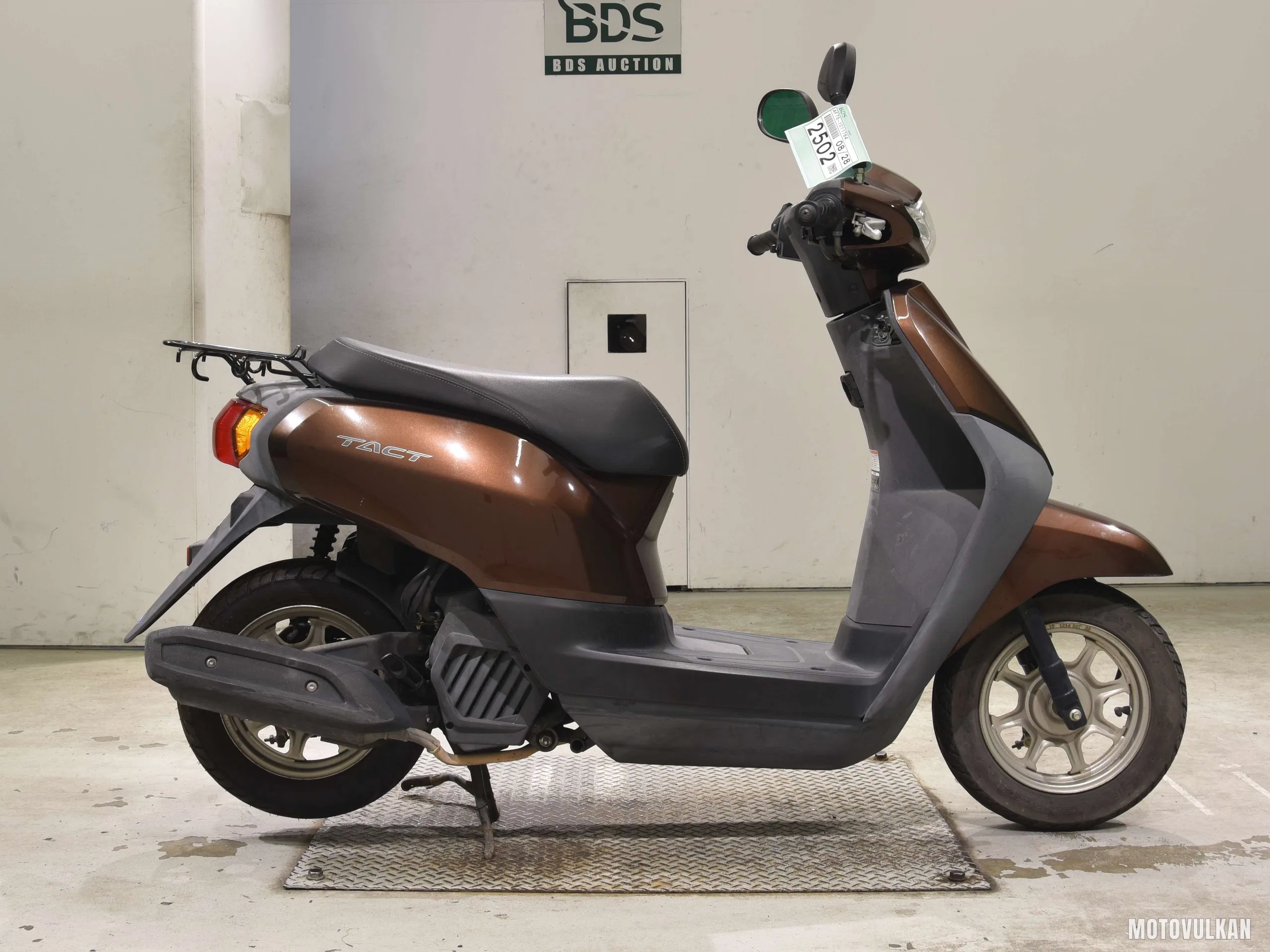 Honda TACT-4 Basic