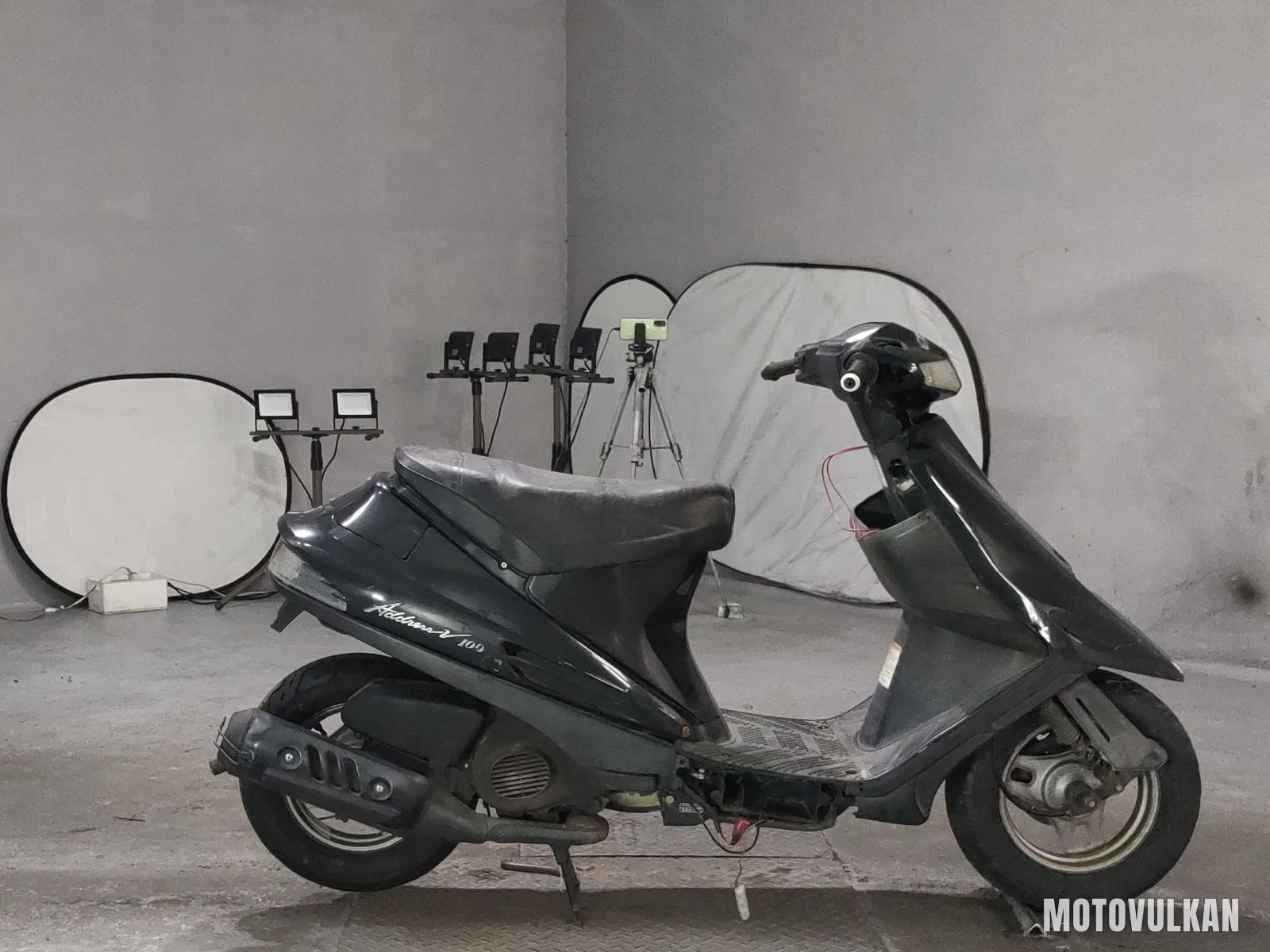 Suzuki Address V100