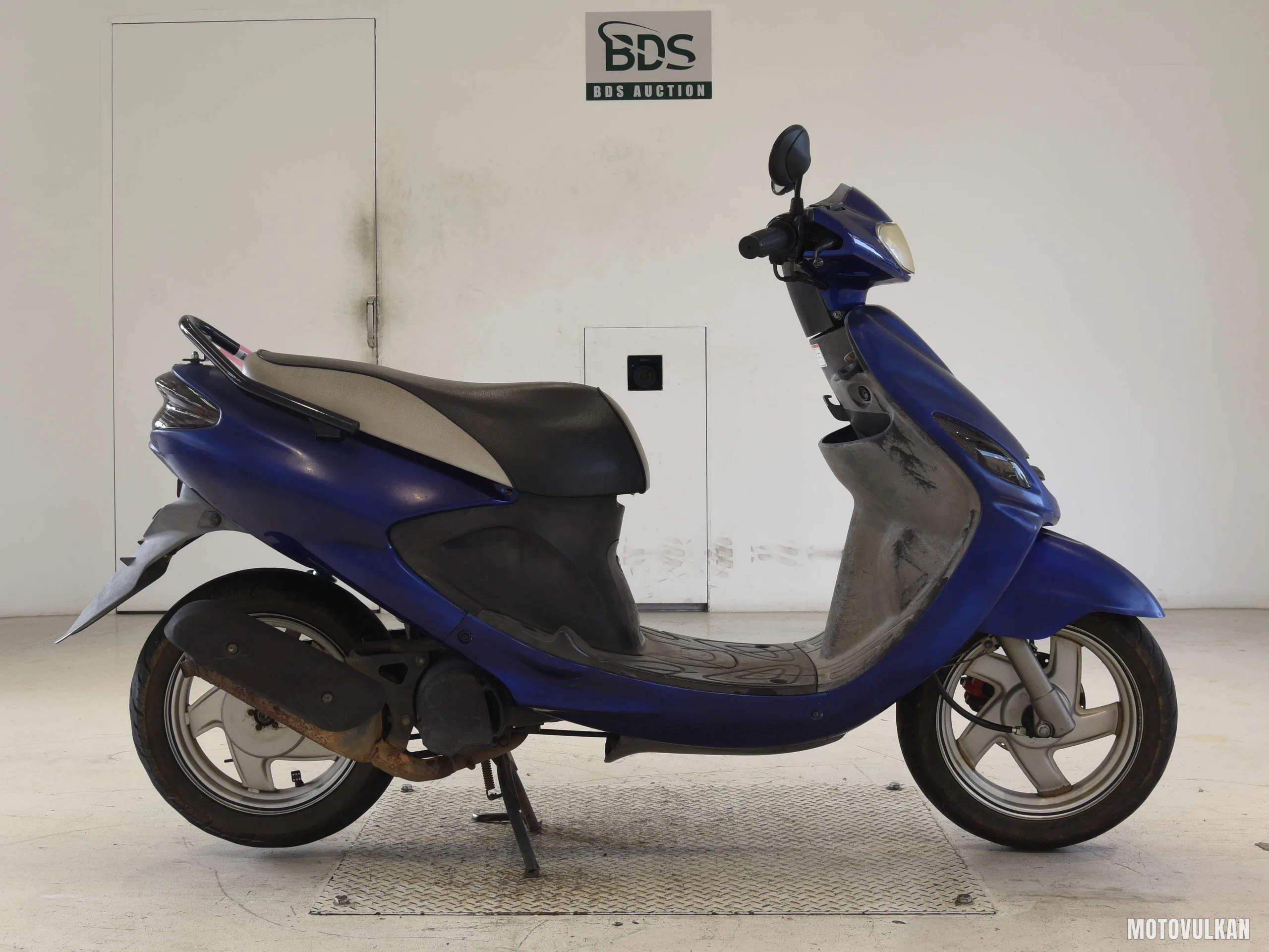 Yamaha グRANド Axis 100