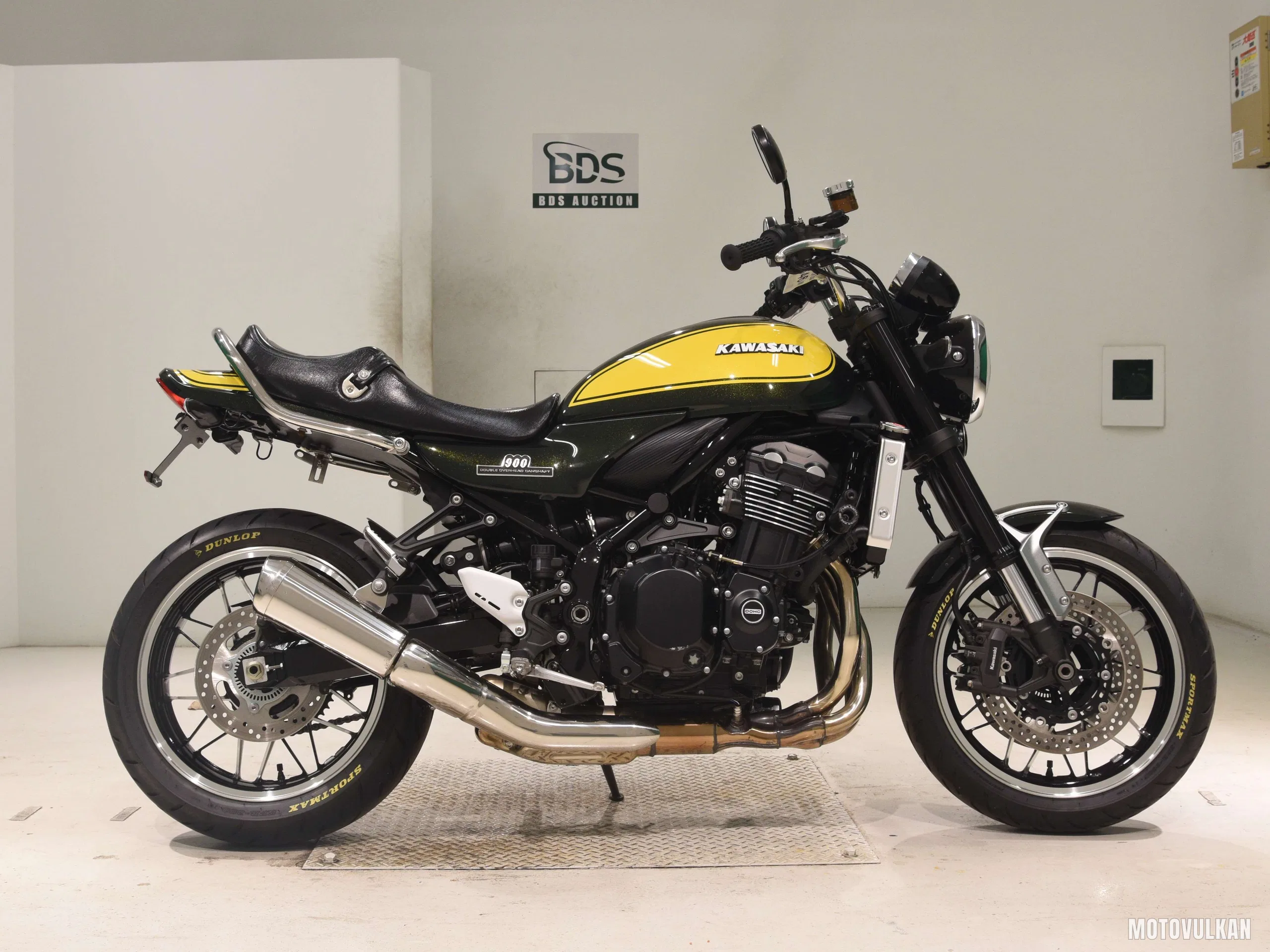 Kawasaki Z900RS