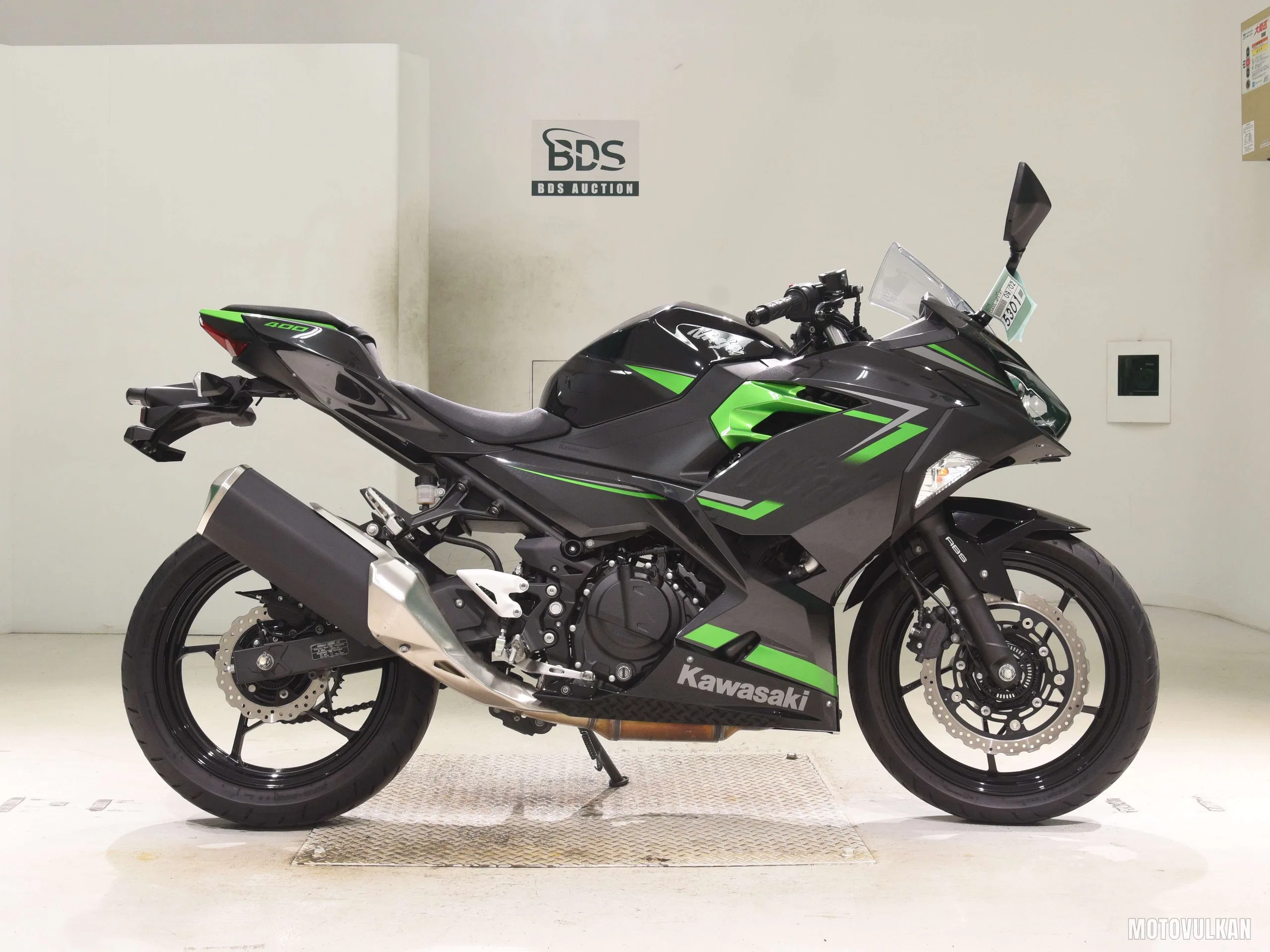 Kawasaki NINJA400