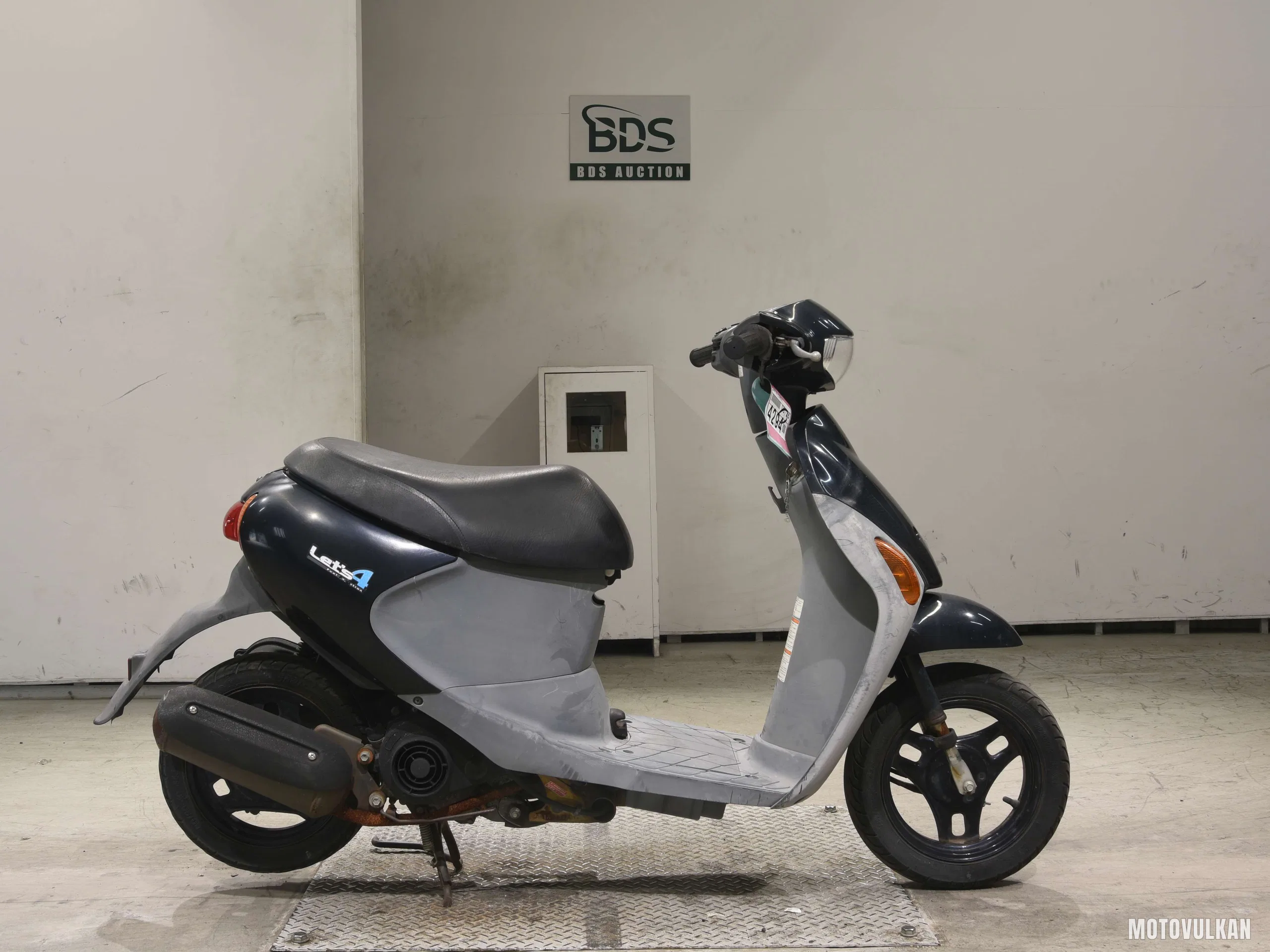 Suzuki LET'S4