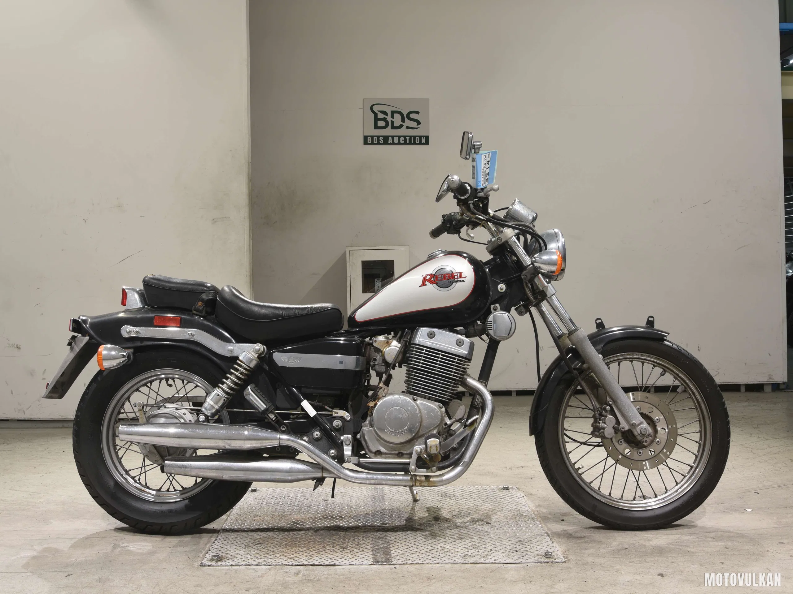 Honda REBEL