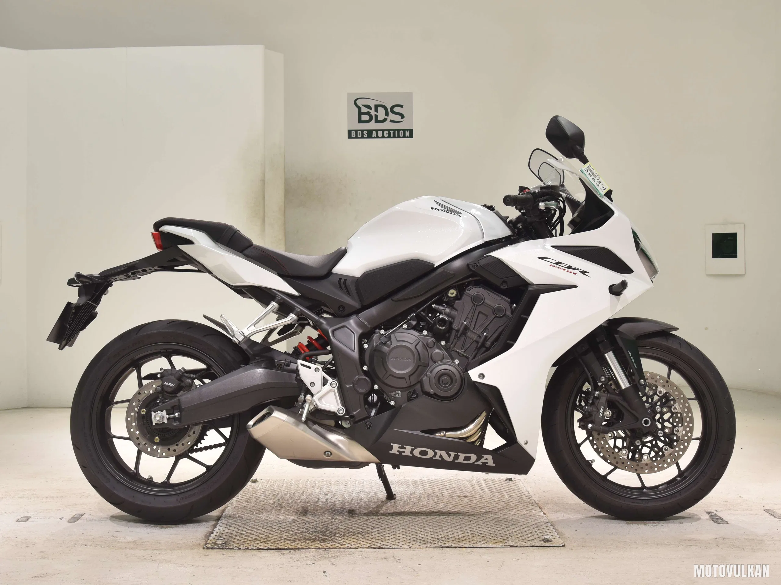 Honda CBR650R