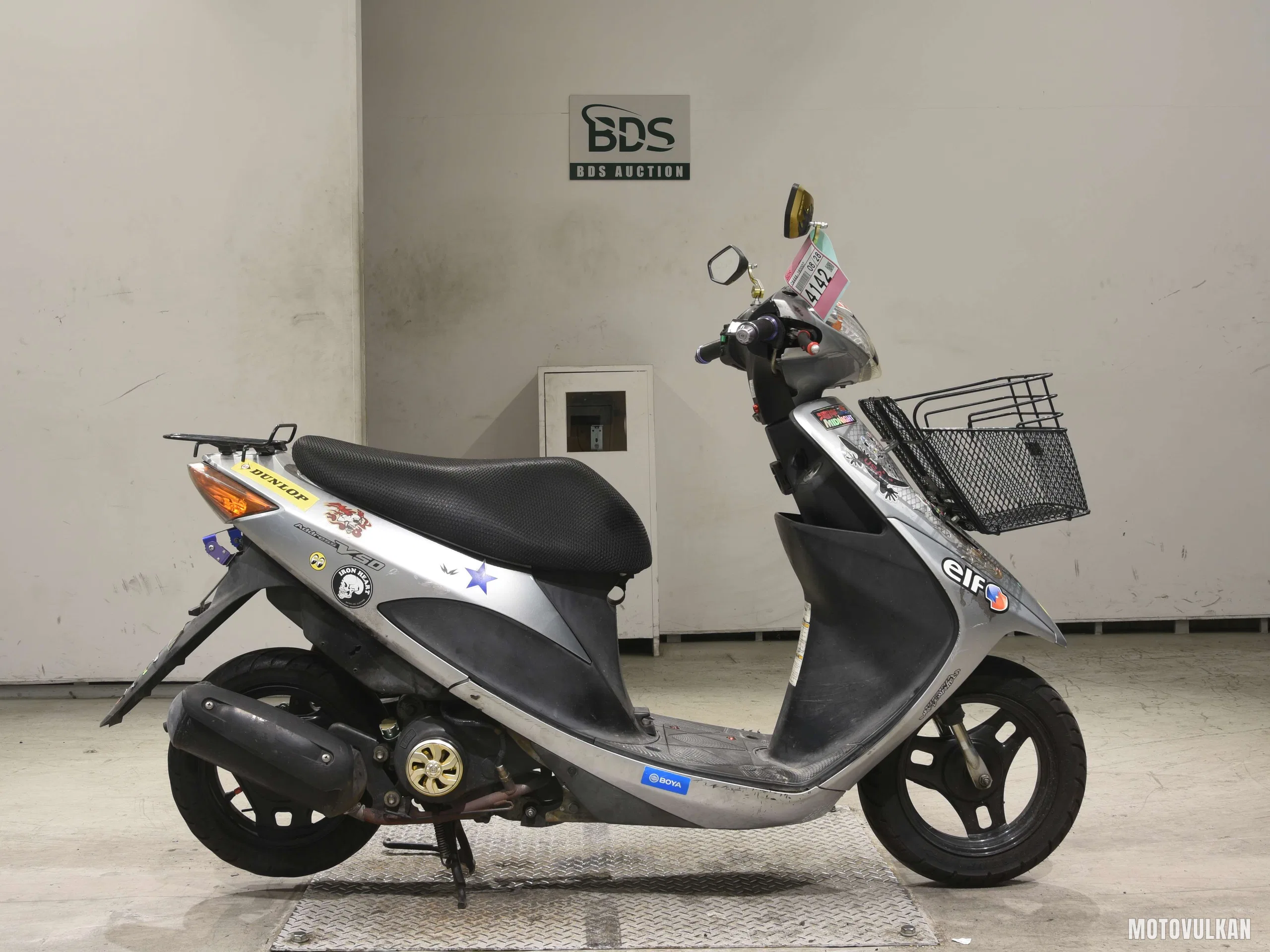 Suzuki ADDRESS V50-2