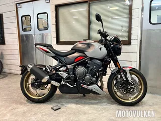 Triumph Triumph Trident900