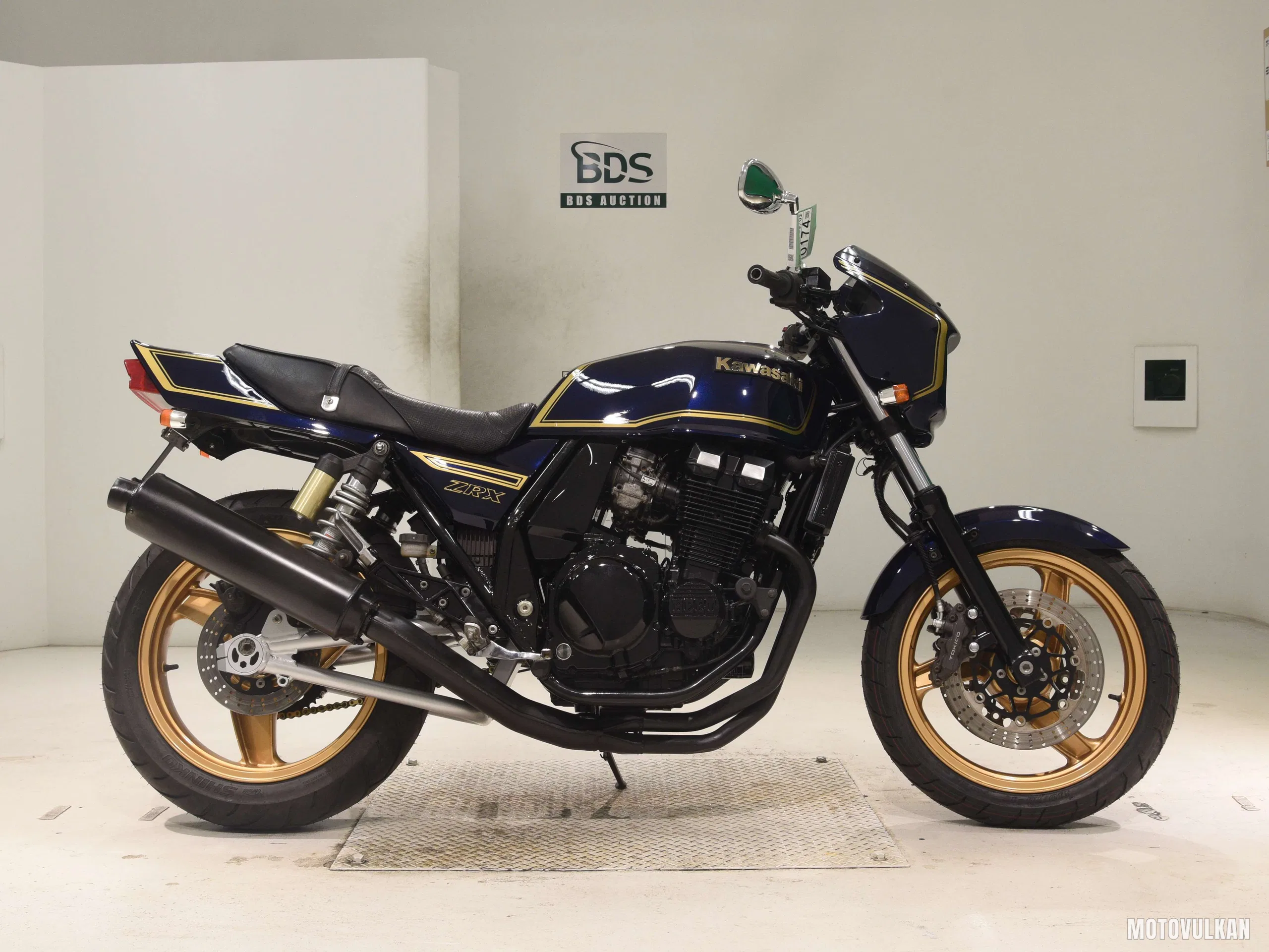 Kawasaki ZRX400