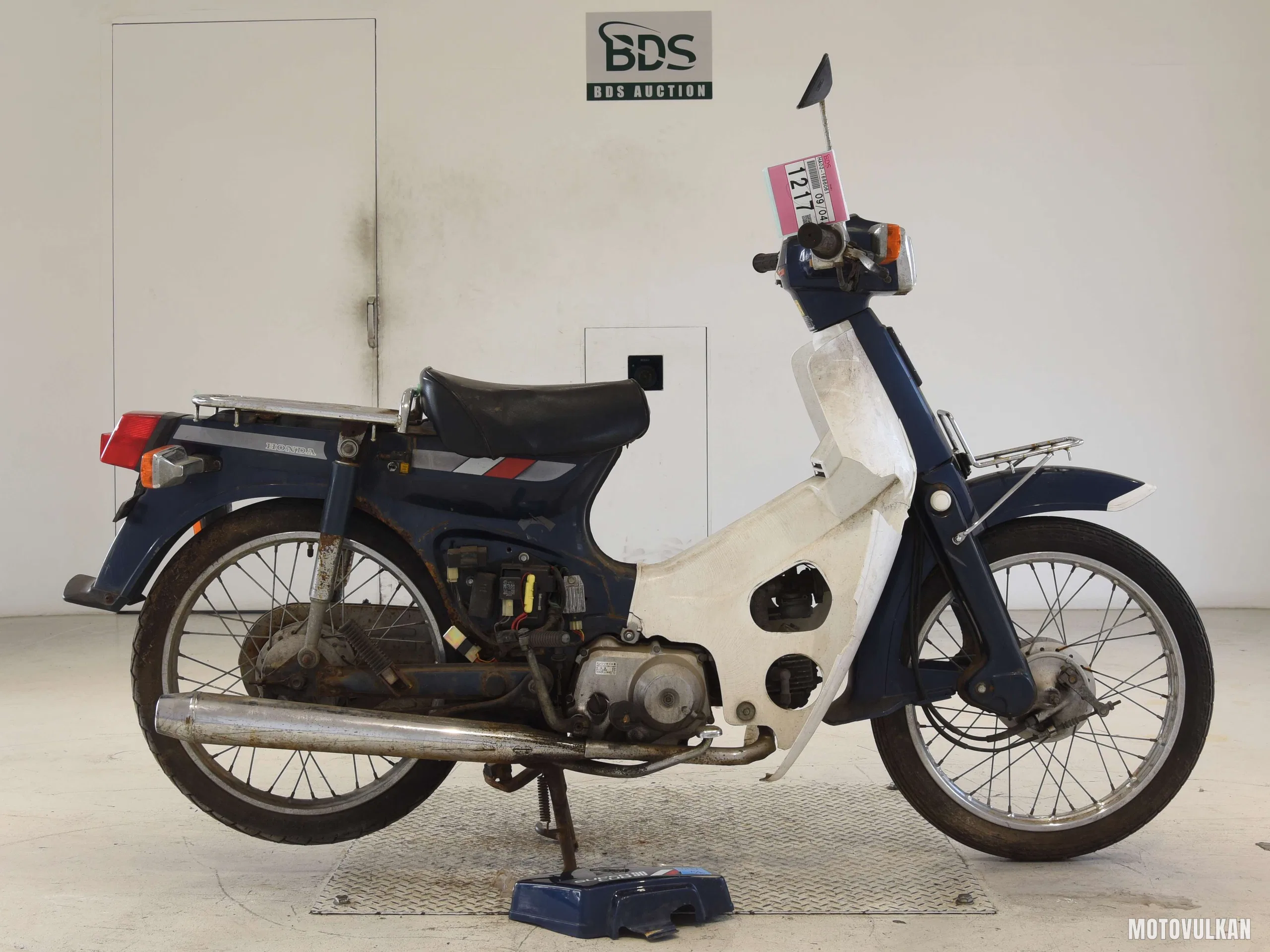 Honda C90-E