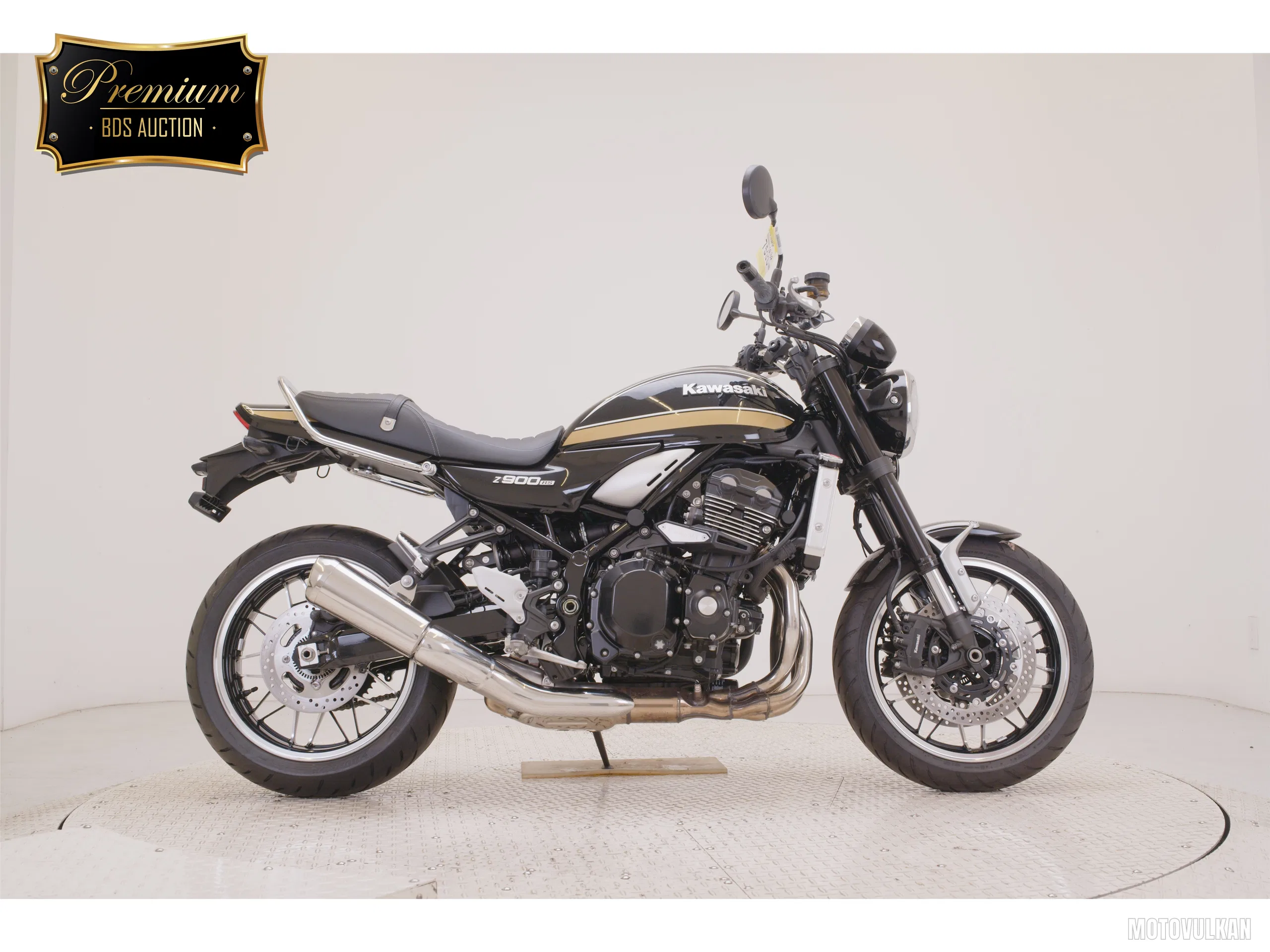 Kawasaki Z900RS