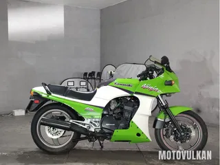 Kawasaki GPZ900R