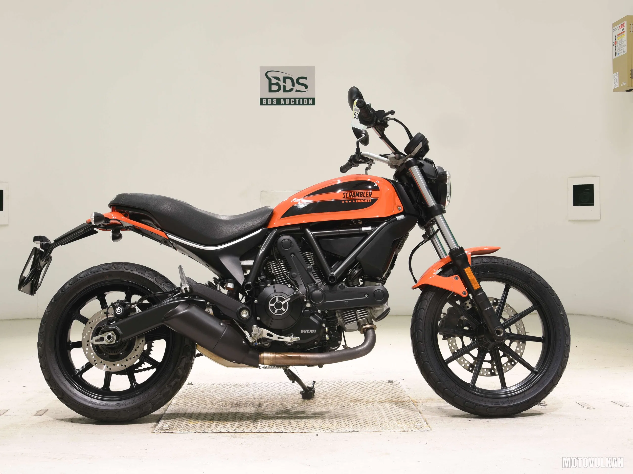  DUCATI SCRAMBLERSIXTY2