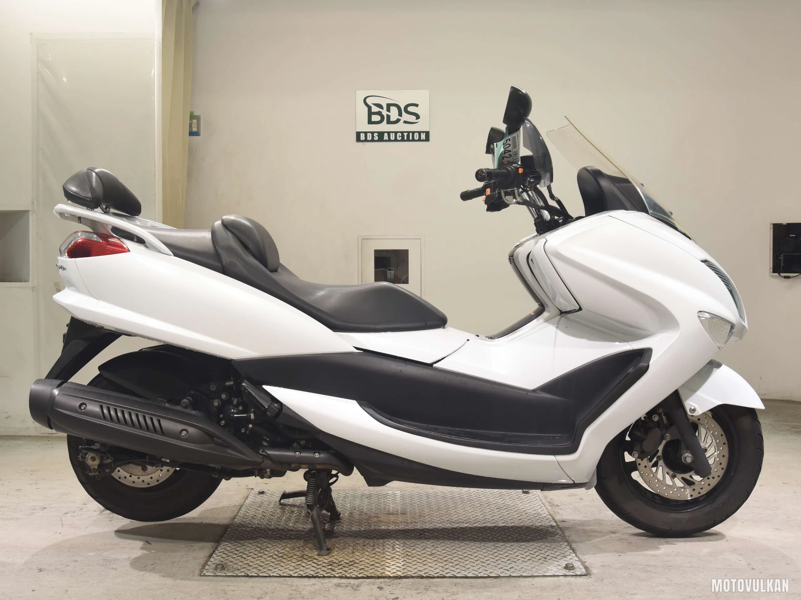 Yamaha MAJESTY250-4