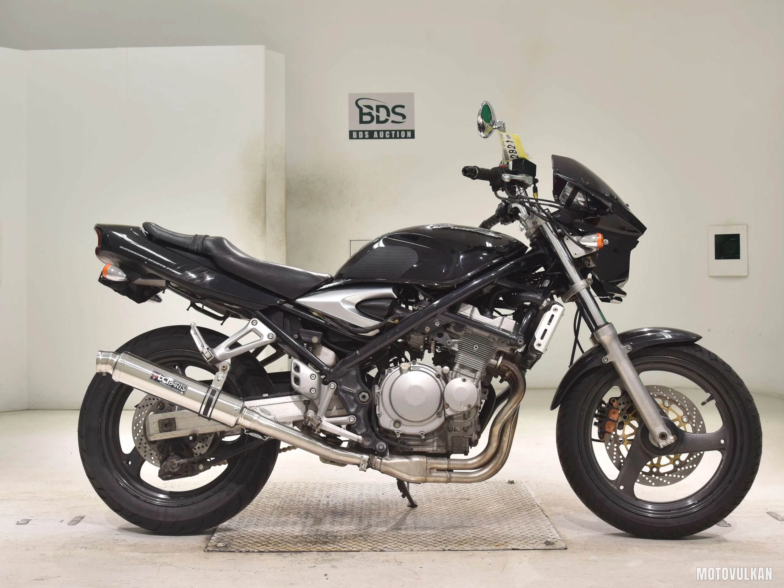 Suzuki BANDIT250-2
