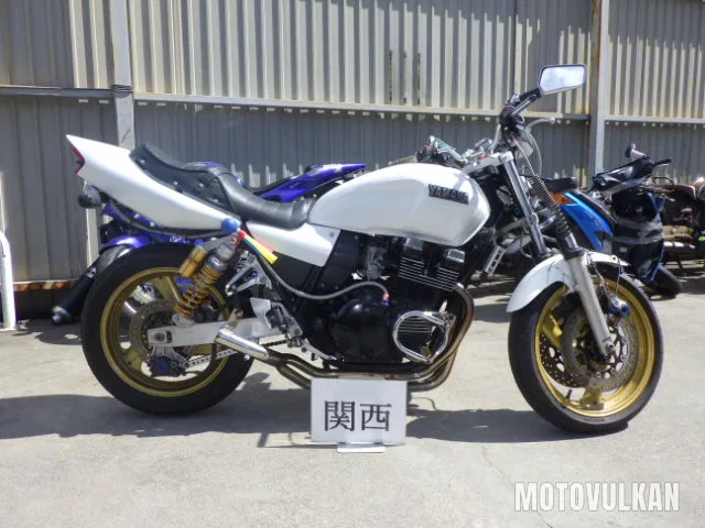 Yamaha XJR400R-3