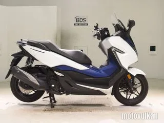 Honda FORZA-4