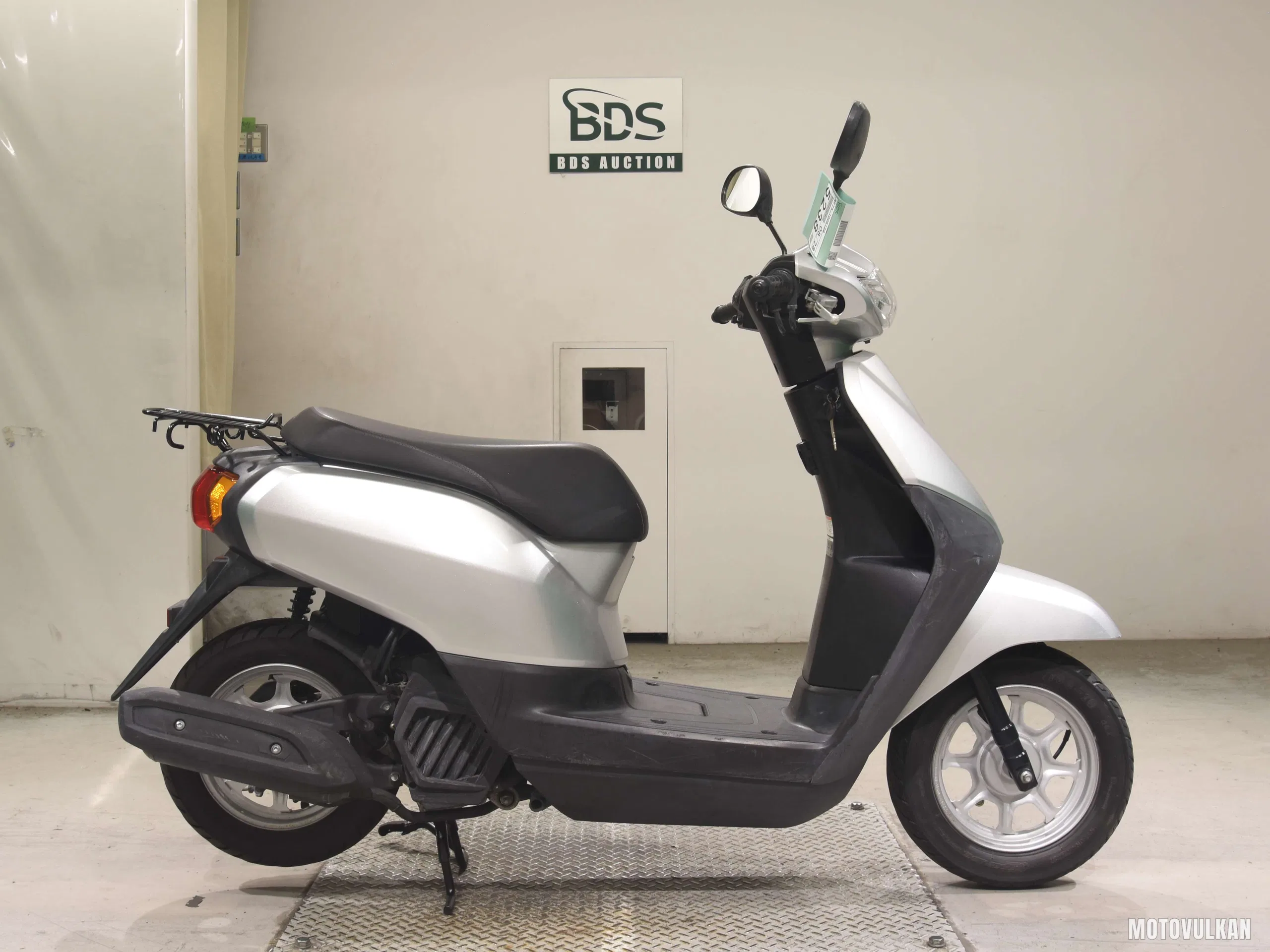 Honda TACT-4 Basic