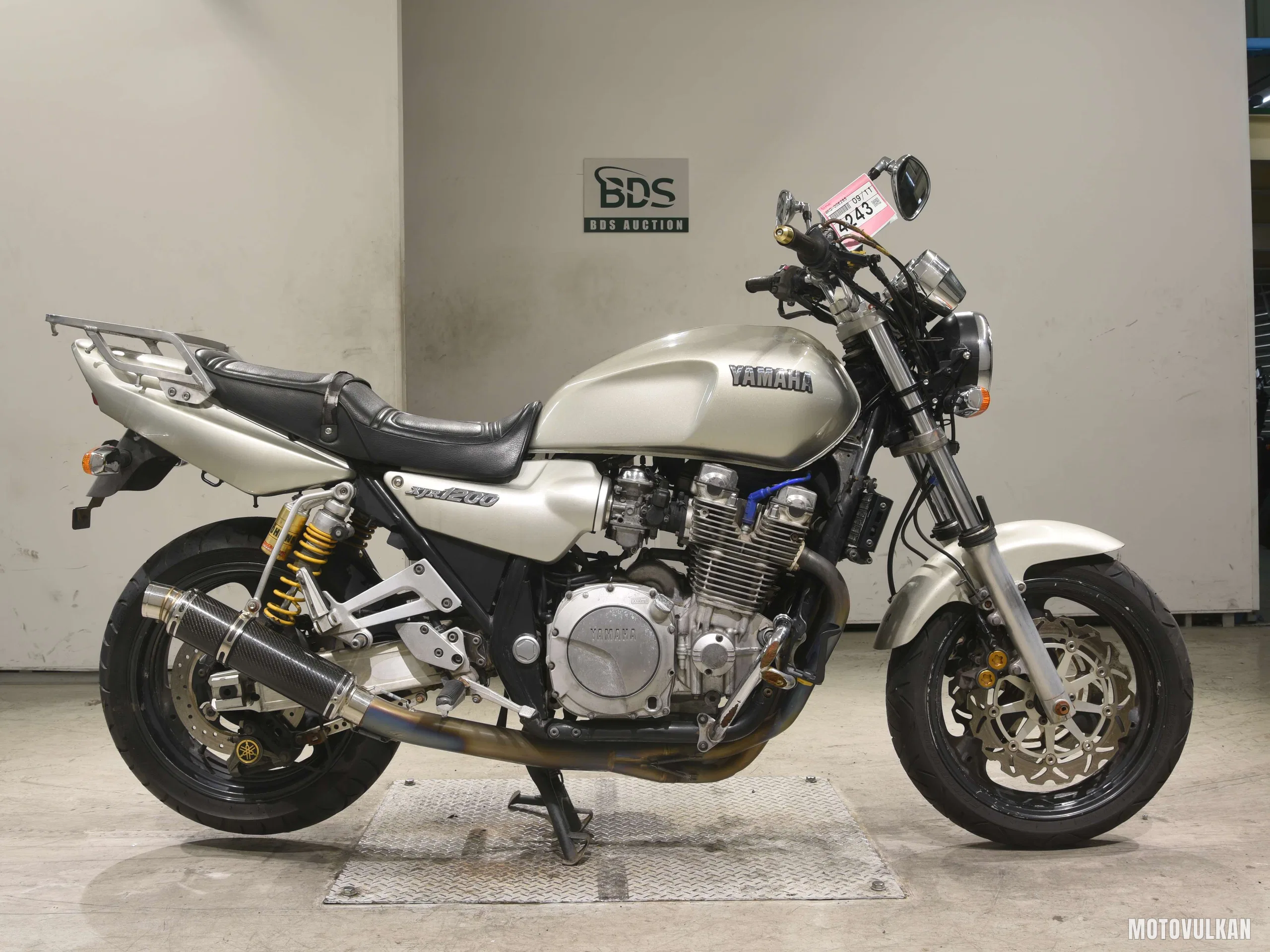 Yamaha XJR1200