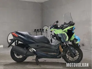 Yamaha X-MAX250
