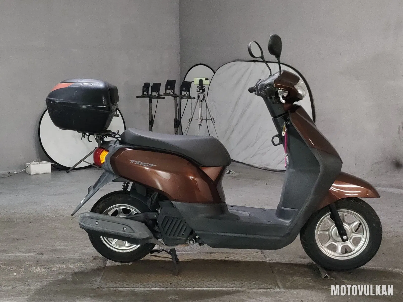 Honda Tact Basic