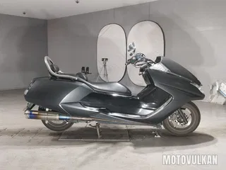 Yamaha Maxam