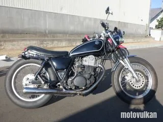 Yamaha Sr400