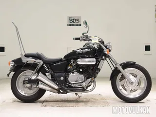 Honda MAGNA250