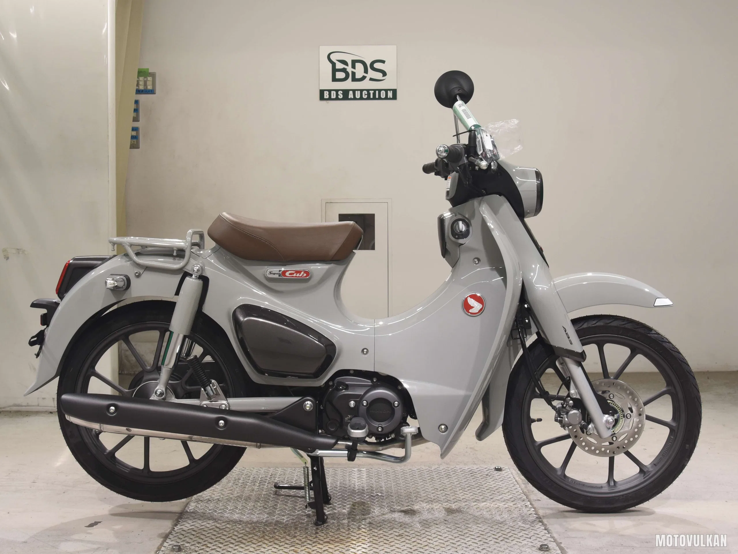 Honda C125-2