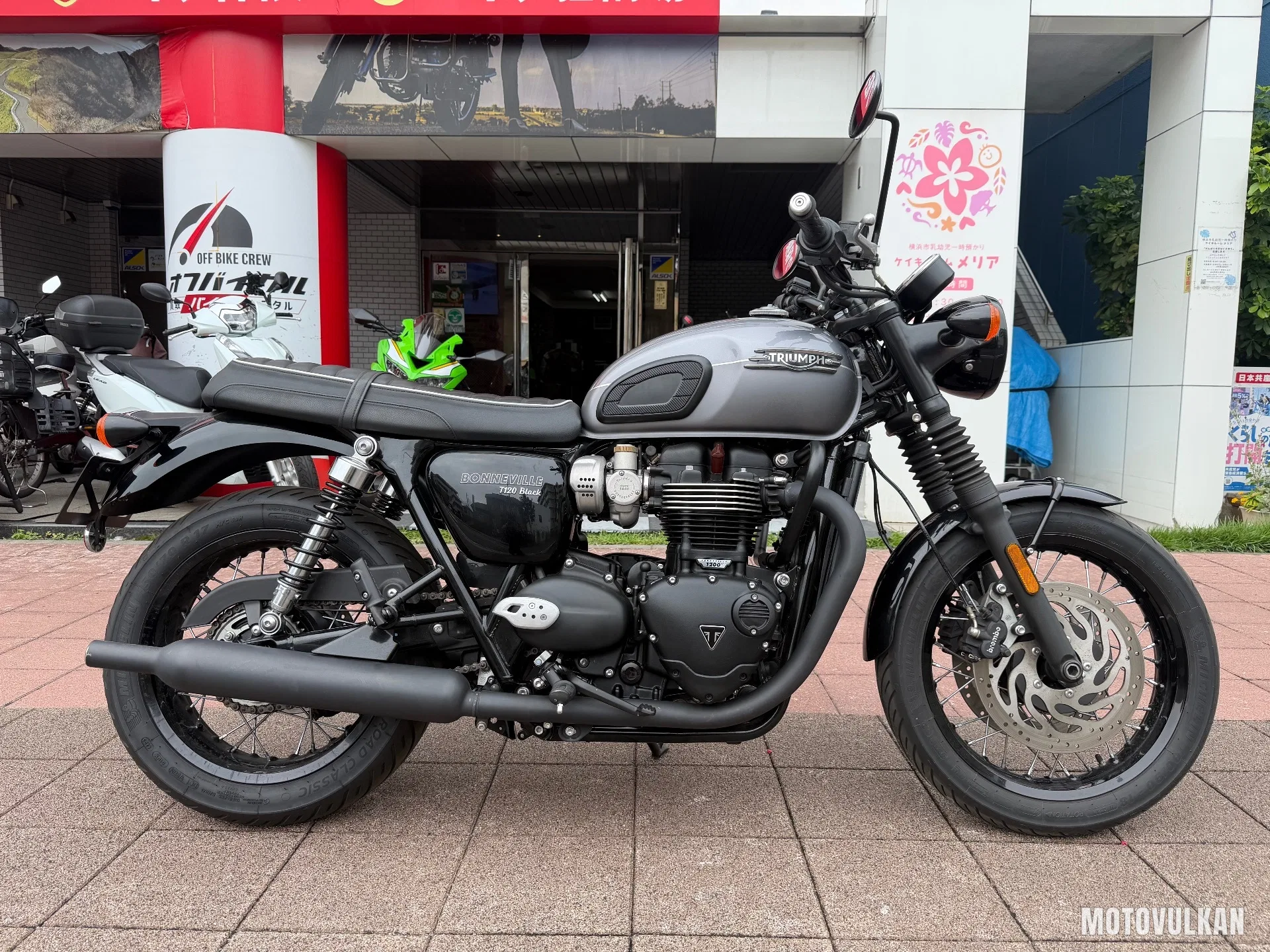 Triumph Triumph Bonnevillet120Black